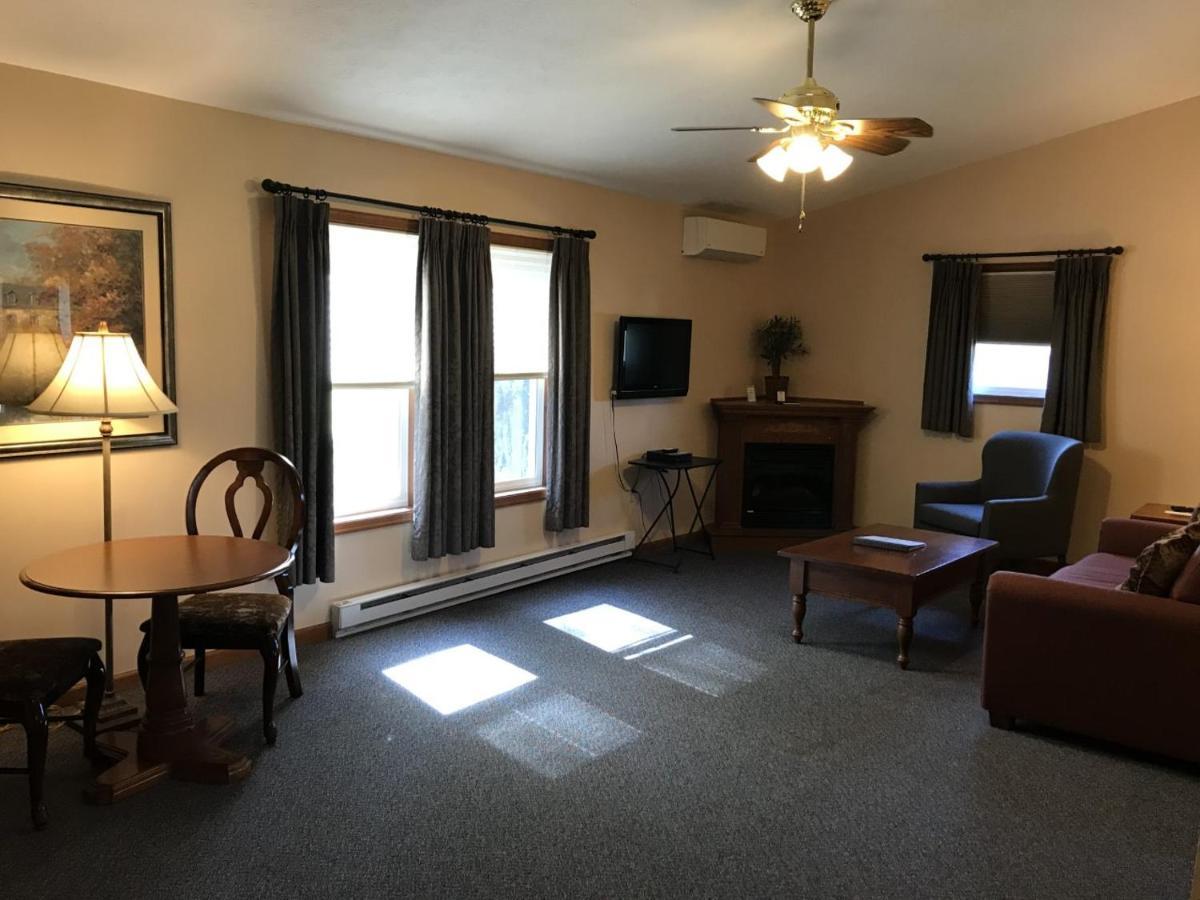 Woodfield Manor - A Sundance Vacations Property Cresco Экстерьер фото