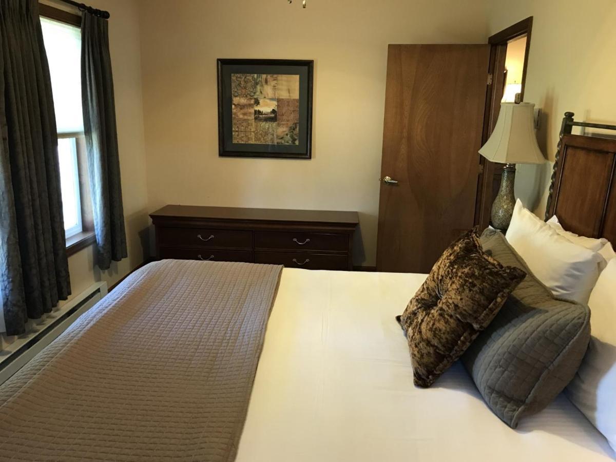 Woodfield Manor - A Sundance Vacations Property Cresco Экстерьер фото