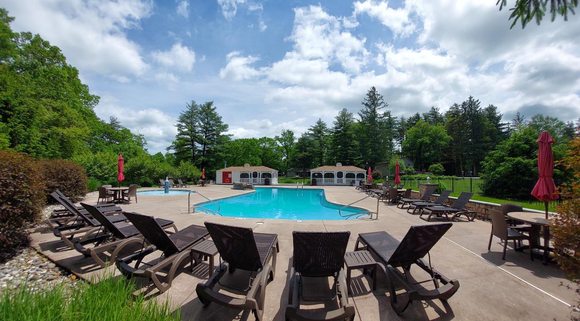 Woodfield Manor - A Sundance Vacations Property Cresco Экстерьер фото