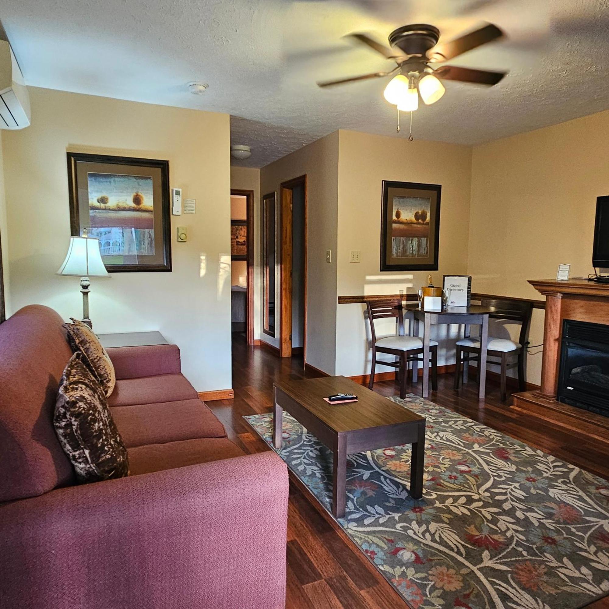 Woodfield Manor - A Sundance Vacations Property Cresco Экстерьер фото