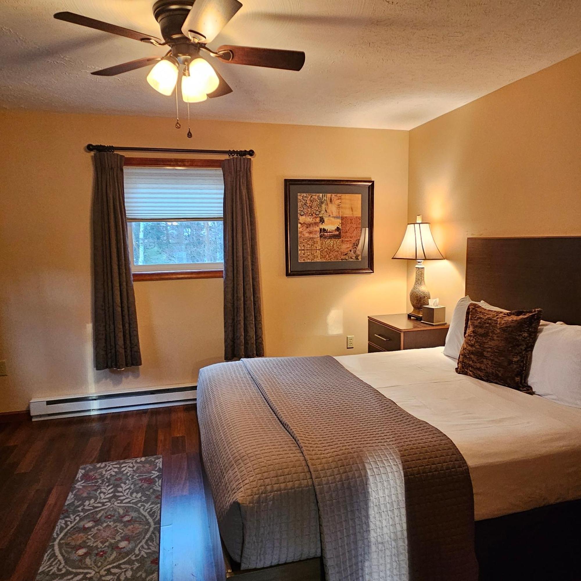 Woodfield Manor - A Sundance Vacations Property Cresco Экстерьер фото