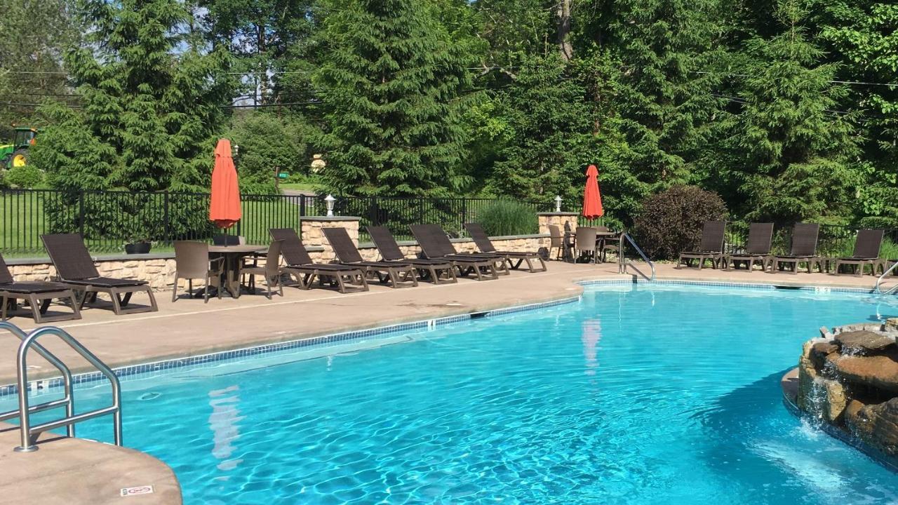Woodfield Manor - A Sundance Vacations Property Cresco Экстерьер фото